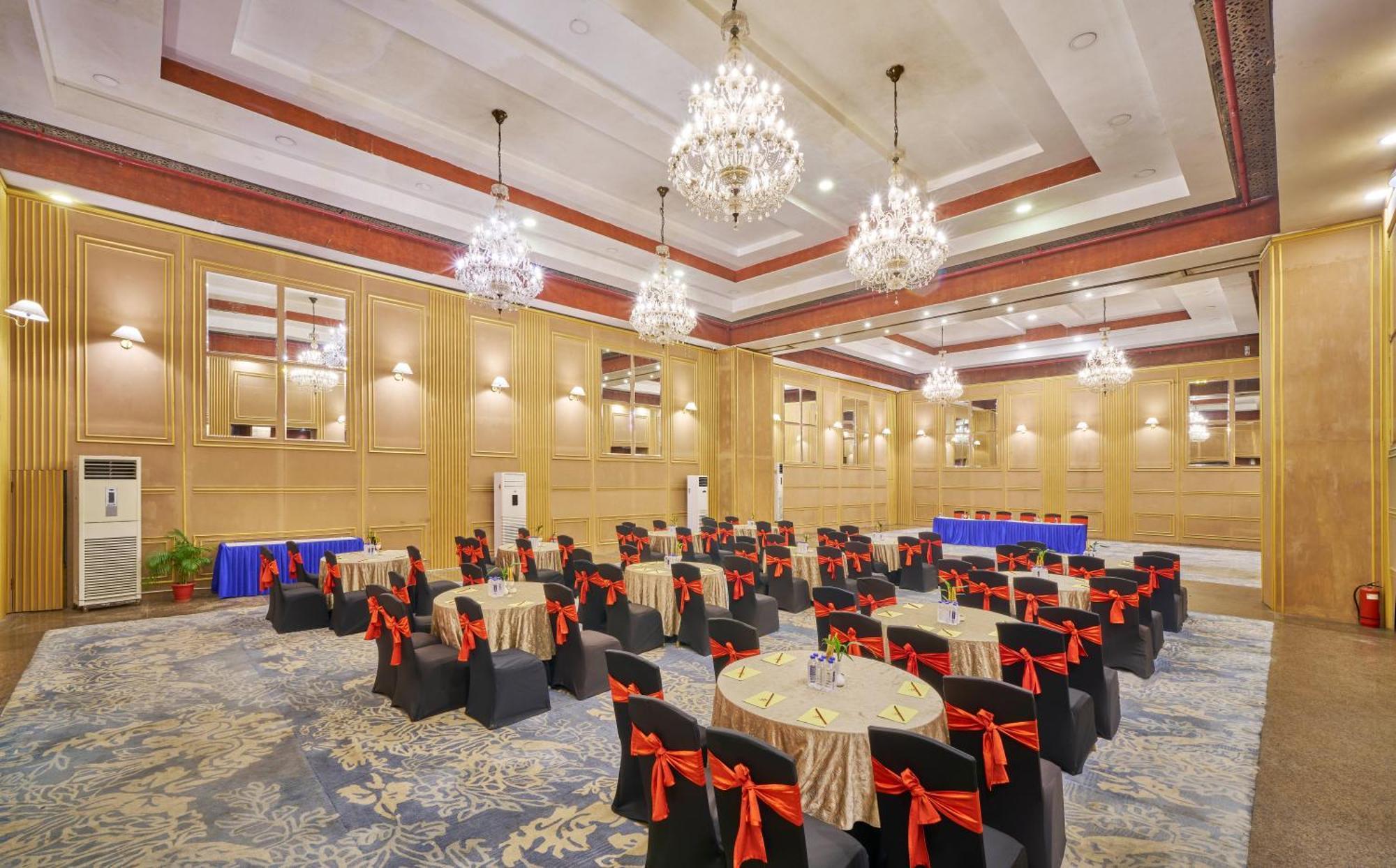 Hotel Hindusthan International, Bhubaneswar Exterior foto